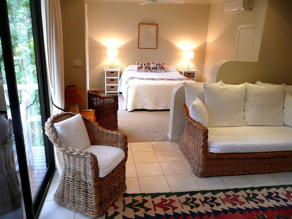 Sensom Boutique Bed And Breakfast Sapphire Beach Extérieur photo