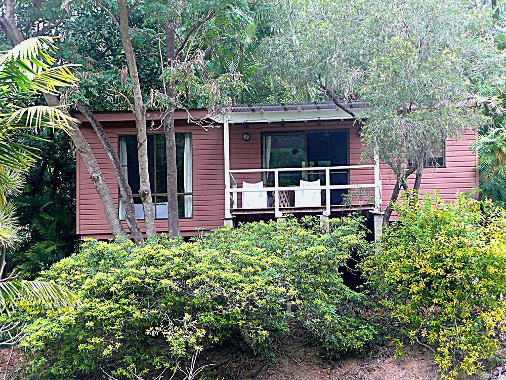Sensom Boutique Bed And Breakfast Sapphire Beach Extérieur photo