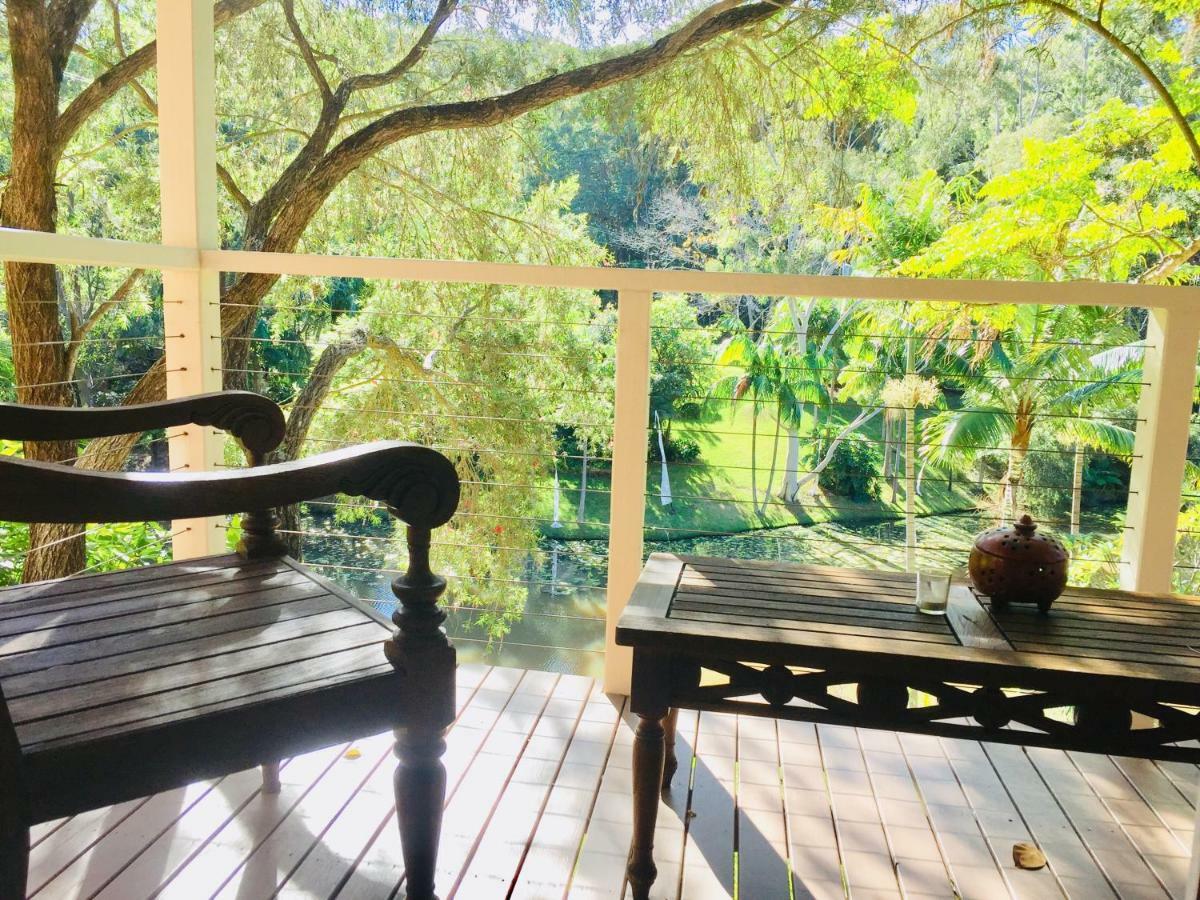 Sensom Boutique Bed And Breakfast Sapphire Beach Extérieur photo